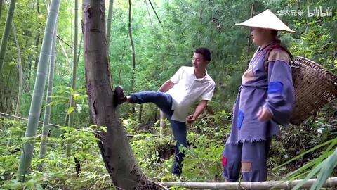 吃瓜村口集合,揭秘乡村生活百态