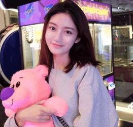 七七吃不停吃瓜,瓜界新宠儿